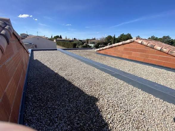Vue d'ensemble toiture gravillonnée