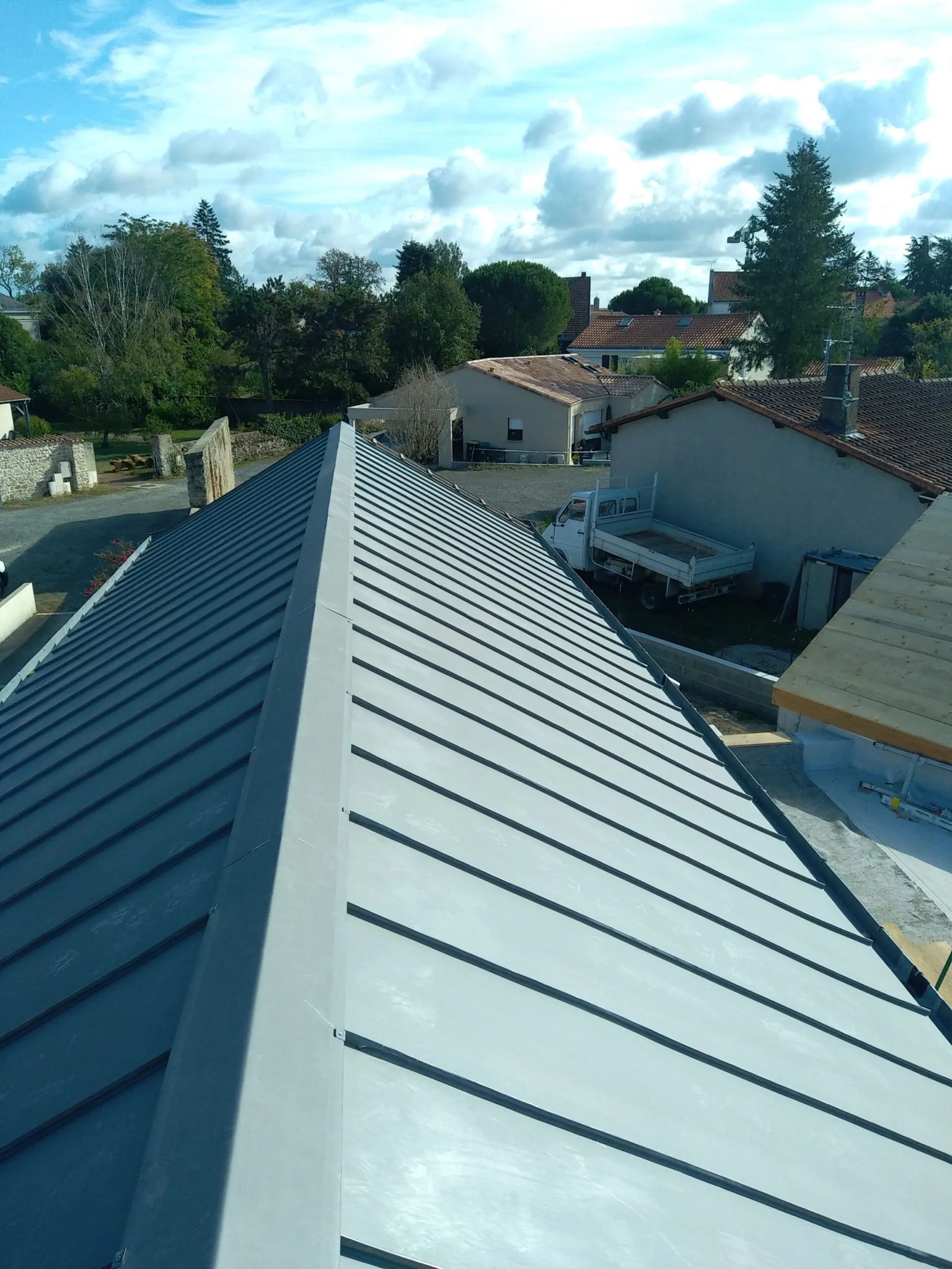 Rénovation complète en zinc joint debout - Hôtel Particulier à Neuilly-sur-Seine (92)
