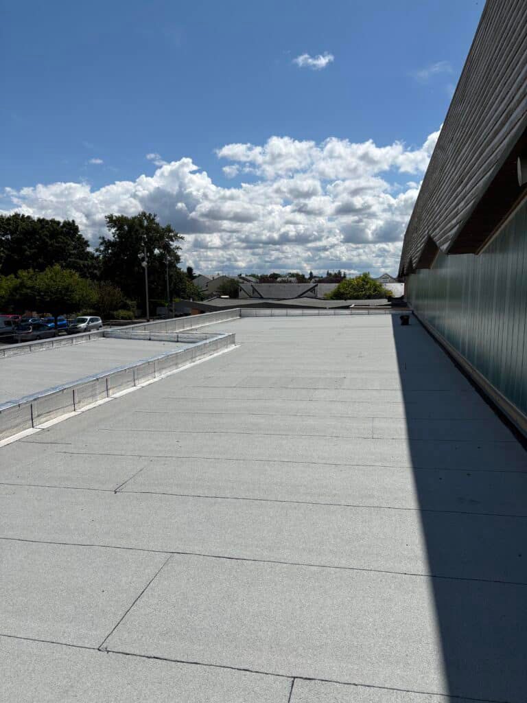 Toiture terrasse autoprotégée